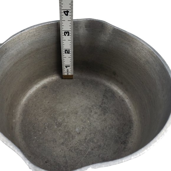 Vintage Magnalite GHC 2 Quart/2 Liter Pot with Lid Double Pour Spouts Made USA - Picture 8 of 10